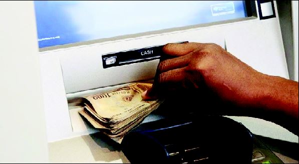 ATMs Dispense Old Naira Notes In Yobe 1 Bank Customers Groan As ATMs Fai