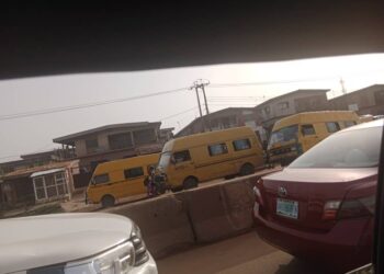 Lagos Residents Stranded As Bus Drivers Protest ‘Extortions’ By MC Oluomo Team
