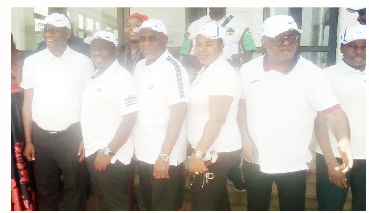 500 Golfers Hit Abuja For Mike Ekoja 2023 Captain’s Cup 1 L-R: Chairman of the planning committee, Mike Ekoja 2023 Captain’s Cup, Mr Boboye Oyeyemi, outgoing captain of the IBB International Golf and Country club, Mike Ekoja and members of the committee after a press conference to herald 24th Captain’s Cup yesterday at the Club