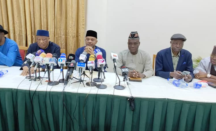 Members of the Non-Serving Senators of the Second to Fourth Republics at the press briefing in Abuja, on Monday.