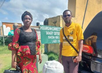 Renowned Evangelist Ezenwoye Takes Succour To Custodial Inmates In Lagos