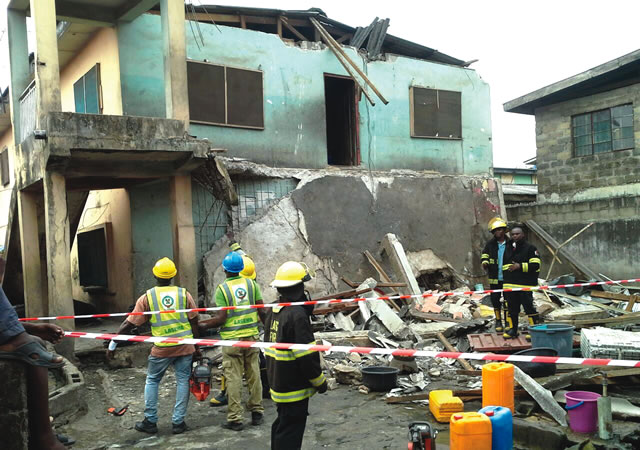 Kano Firefighters Rescue 7 Trapped In Collapsed Building 1 collapsed building kano