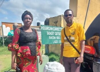 Ezenwoye Takes Succour To Correctional Service Inmates