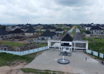 T Pumpy: Govt-approved Airport Road Estate Land In Abuja With C-of-O Now Sells At 55k Per Square Metre