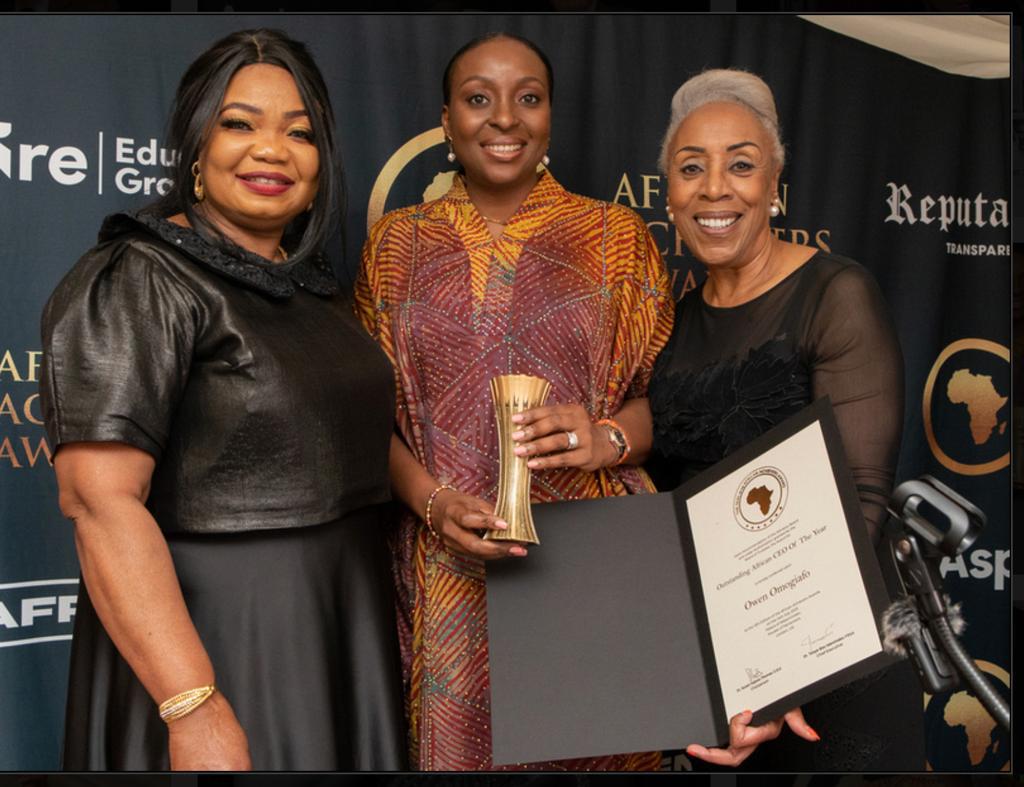 Olori Atwatsi III, Oduda y otros homenajeados en la 13.ª ceremonia de entrega de premios African Achievers Awards