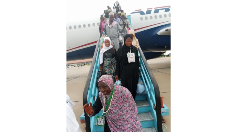 Kwara pilgrims arriving from Saudi Arabia at Ilorin International Airport on Saturday. Photo by Abdullahi Olesin, Ilorin.
