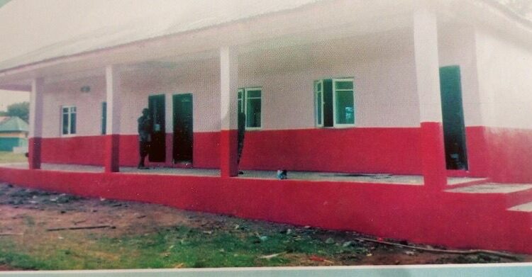 Block of classrooms donated to ECWA Secondary School, Igbaja, Ifelodun local government area of Kwara State by the class of 1983. Photo by Abdullahi Olesin, Ilorin.