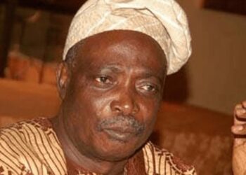 Ladoja Accuses Ibadan High Chiefs Of Begging Makinde To Use Beaded Crowns