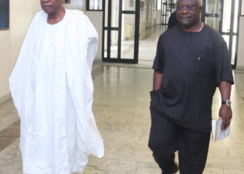 JUST-IN: Tinubu Meets Ousted APC National Chairman, Secretary