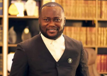 Abuja Lawyer Accuses EFCC Operatives Of Beating, Banging Suspect’s Head Against Wall