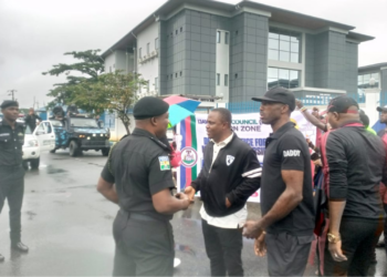 IYC Blocks Police Headquarters Over Killing Of Ijaw Youth