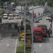 10 Killed As Plane Crashes On Malaysian Highway 5 10 Killed As Plane Crashes On Malaysian Highway