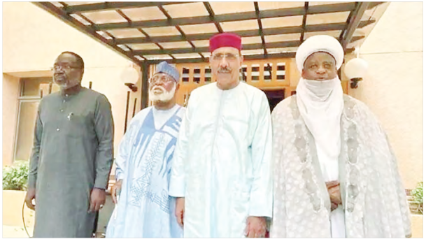 Coup: AU Suspends Niger, Abdulsalami Banks On Diplomacy 1 An ECOWAS delegation met with Niger's ousted President Mohamed Bazoum (centre) in the presence of a junta member in Niamey, Niger on August 19, 2023. credit: FRANCE 24