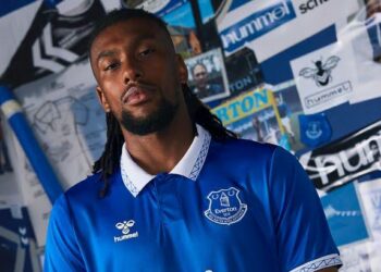 EPL: Everton In Talks With Alex Iwobi Over New Contract   
