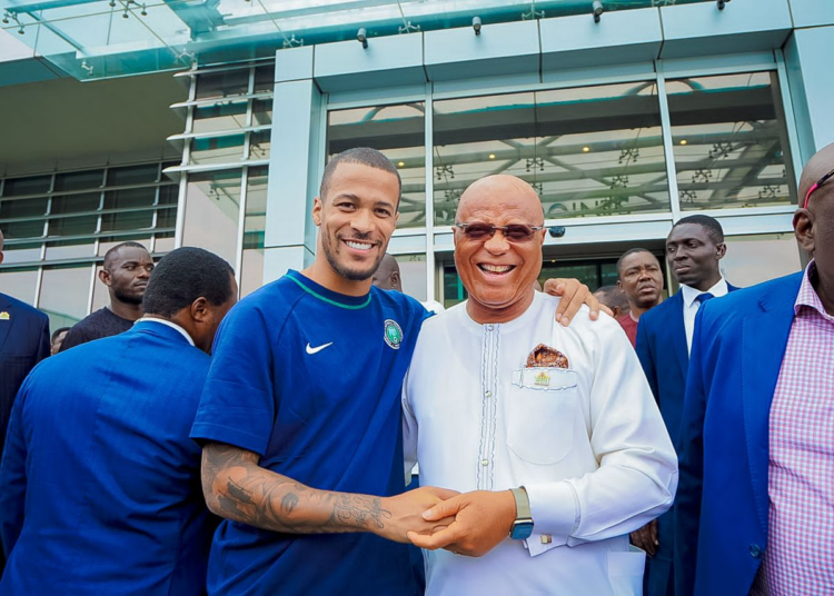 Gov Eno Visits Super Eagles Camp