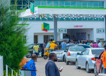 Philanthropists Crash Petrol Price To N430/Litre To Support Okada Riders, Tricyclists In Borno