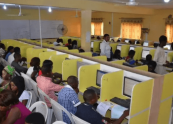 FG Conducts Computer-based Exams For 9,618 Civil Servants