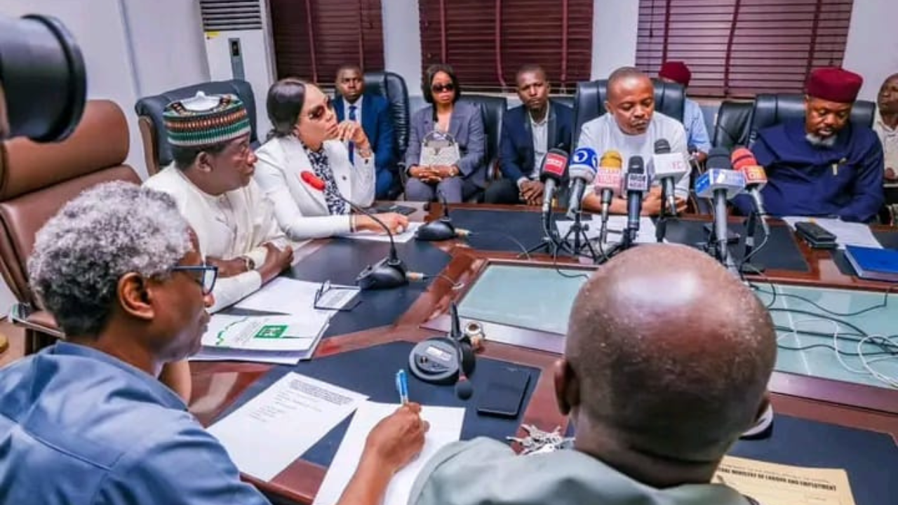 JUST-IN: Federal Govt, Labour Meeting Resumes As NLC Laments ‘Insincerity’