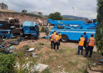 Driver Killed, 3 Injured As FRSC Towing Truck Crashes In Abuja