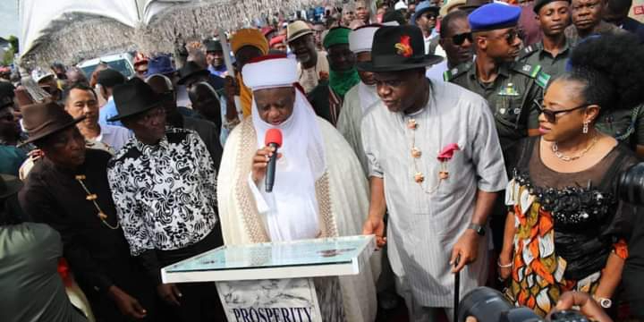 Sultan Commissions 10.2km Dual Carriageway In Bayelsa 1 sultan