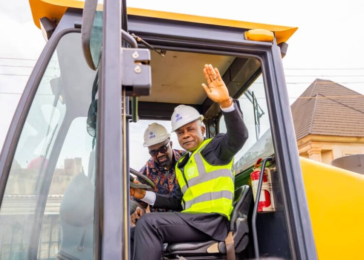 Governor of Enugu State, Dr. Peter Mbah, acknowledges cheers from the crowd during the flag-off of major road projects in the state, Thursday.