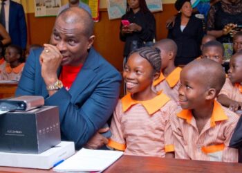 World Teachers Day: Salute To African Teachers