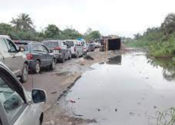 Horrific State Of Federal Roads Leading Into Benin Is Causing Anguish To Commuters