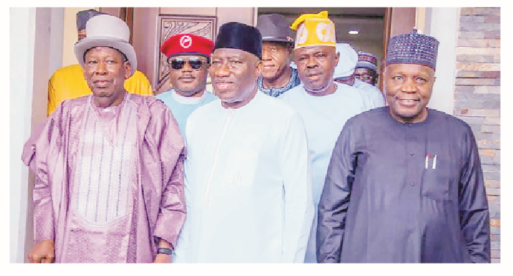 Bayelsa Poll: As Battle For Creek Haven Intensifies 1 APC national chairman, Dr. Abdullahi Umar Ganduje; former President Goodluck Jonathan, and Gombe State Governor Muhammadu Inuwa Yahaya, during a courtesy visit to the former president, at Yenagoa, Bayelsa State, yesterday.