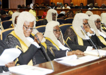 Supreme Court: Judicial Council To Screen 22 Justices