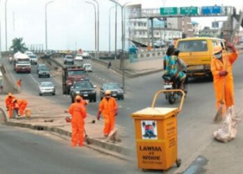 Motorist Crushes 2 LAWMA Sweepers In Lagos