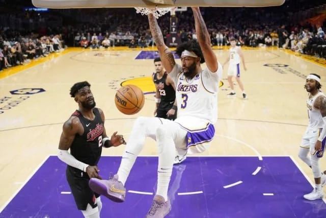 Reaves Hails Anthony Davis For Inspiring Lakers To Victory 1 Reaves Hails Anthony Davis For Inspiring Lakers To Victory