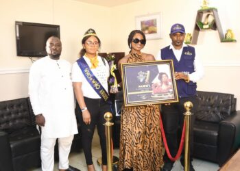 Queen Of The North, Lisa Yaro, Bags ‘Who Is Who Stand Of Fame’ Award