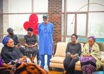 First Lady Consoles Akeredolu’s Widow, Says Nigeria Has Lost A Great Man