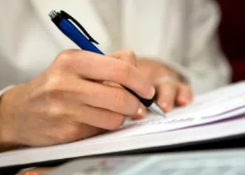 UK May Deport Foreign Students With Low Grades