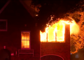 Beyoncé’s Childhood Home Engulfed In Christmas Day Fire