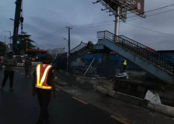 JUST IN: Truck Collapses Pedestrian Bridge In Alapere Estate, Lagos