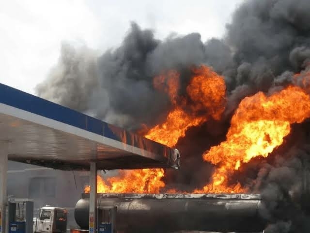 4 Injured In Lagos Petrol Station Fire 1 IMG 4391