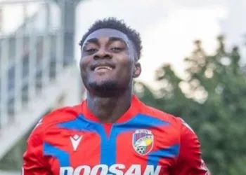 Eintracht Frankfurt Sign Promising Nigerian Striker Rafiu Durosinmi