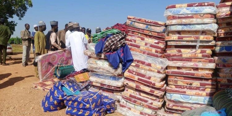 Kaduna Government Distributes Relief Materials