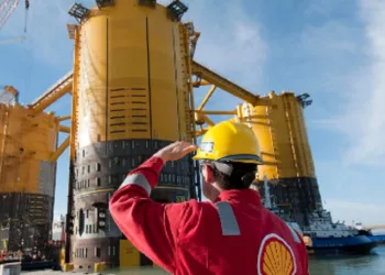 Shell Plans Slashing Expenditure By $3bn