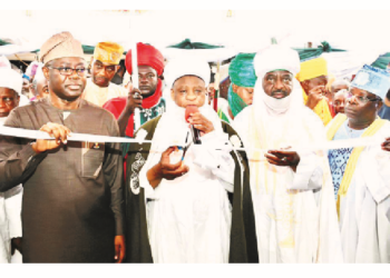 Sultan, Makinde Foster Ethno-religious Harmony With Adogba Central Mosque Inauguration