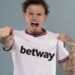 West Ham Sign Kalvin Philips On Loan From Manchester City