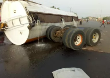 Tanker Loaded With Petrol Falls In Ile-Ife, Spills Fuel