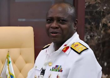 Federal Gov’t To Probe Naval Chief Over Allegations Of Corruption