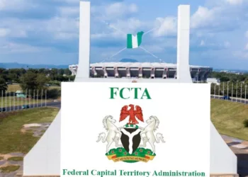 FCTA DRTS Demolishes Shops, Eateries, Illegal Structures In Taxi Ranks