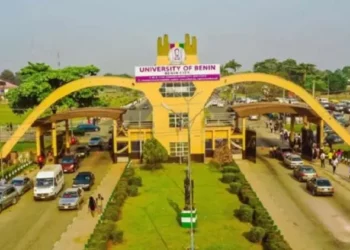 Outage: UNIBEN Students Lock Out Lecturers, Others