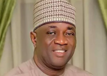 Sen Akintunde Urges Support For 2024 Budget Implementation
