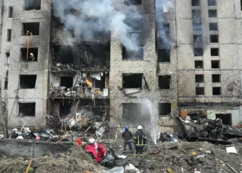 Russia Attacks Ukraine’s Largest Cities With Hypersonic Missiles
