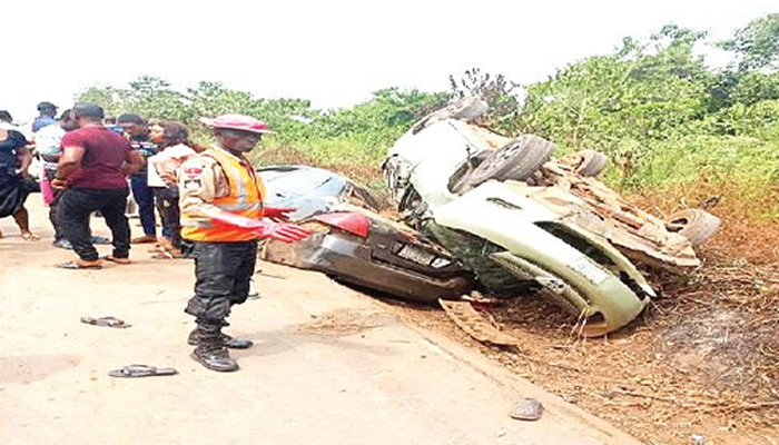 6 Die, 13 Injured In Ogun Multiple Accident 1 ACCIDENT SCENE