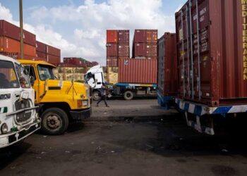 Environmental Pollution: Lagos to Prosecute Truck Driver for Spilling Sewage in Gutter